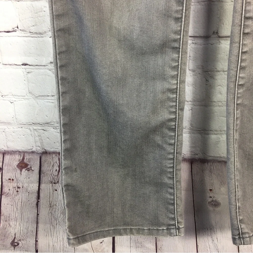 Chico’s Platinum Denim Gray Bootcut Jeans Ultimate Fit Size 00 / US 2 - Picture 6 of 13